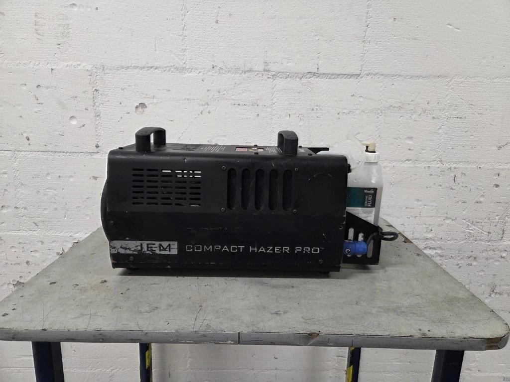 Jem (Martin) Compact pro hazer, Ophalen, Gebruikt, Rookmachine
