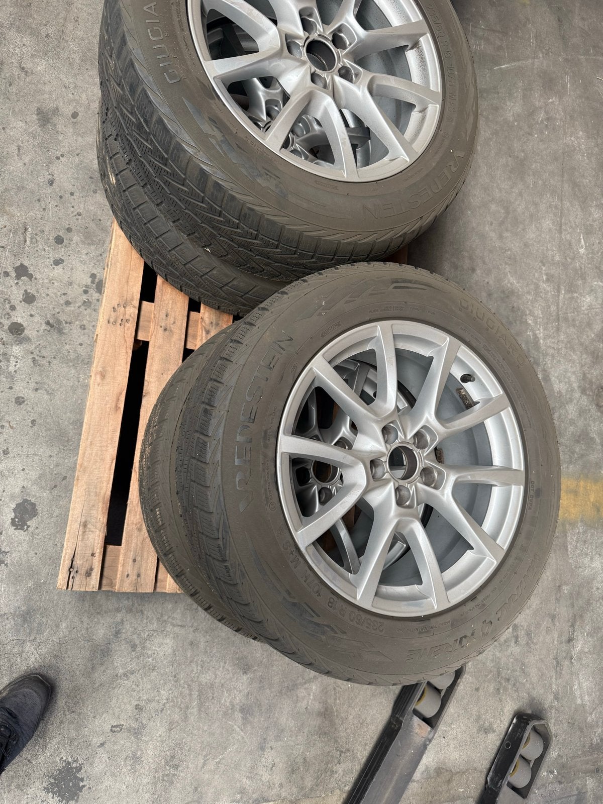 Wielset Audi Q5 18 inch all season banden, Auto-onderdelen, 18 inch, Gebruikt, Banden en Velgen, Ophalen of Verzenden