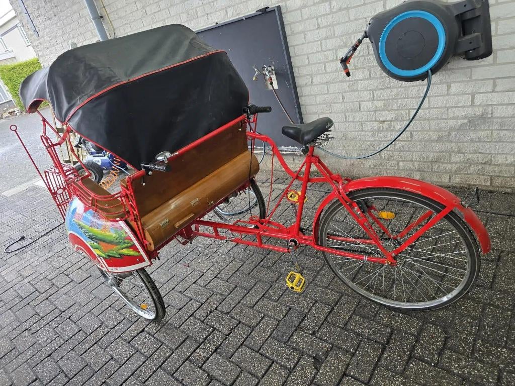 Fiets-riksja, fiets met een passagierszitje zgan., Ophalen, Zo goed als nieuw