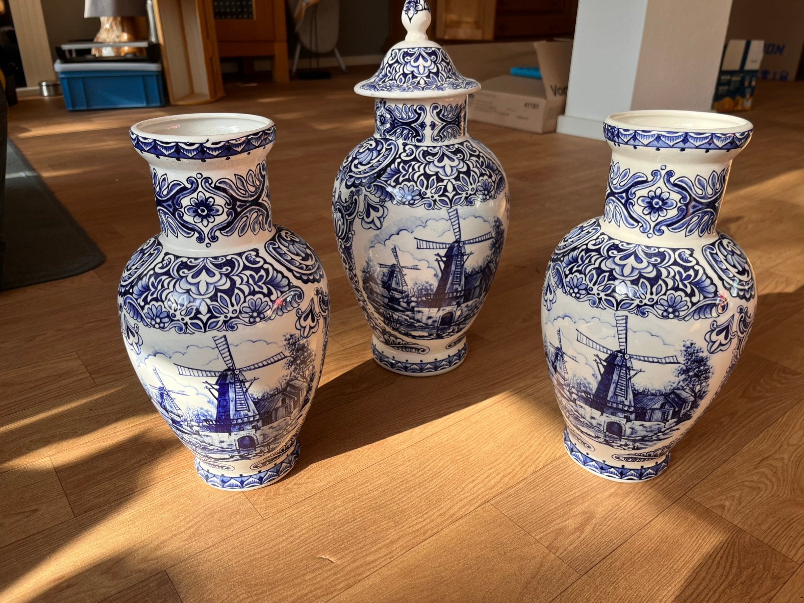 3 vazen T. Delfts Bleau, Huis en Inrichting, Gebruikt, Blauw, 35 cm, Met deksel