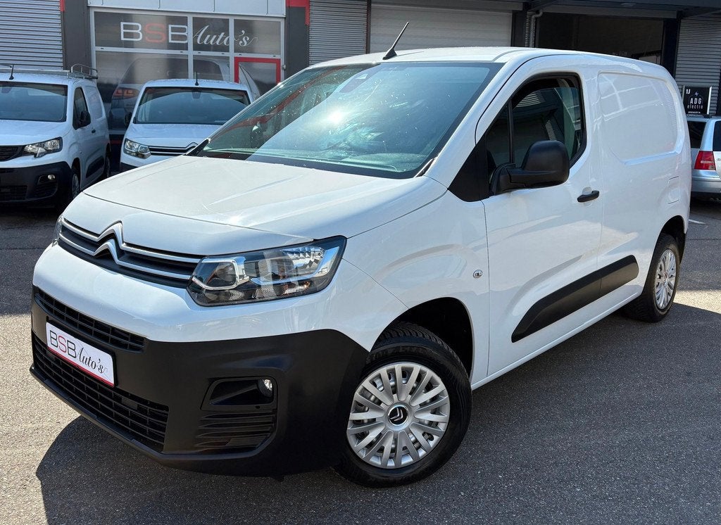 Citroen Berlingo 1.2 PureTech 110 S&S L1 Airco Navi Pdc Crui, Auto's, Bestelauto's, Voorwielaandrijving, Gebruikt, 1199 cc, Wit