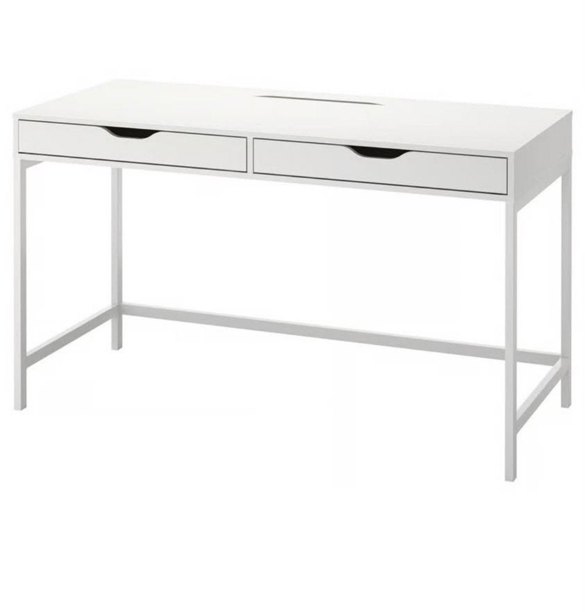 Ikea bureau, Huis en Inrichting, Bureaus, Zo goed als nieuw, Ophalen