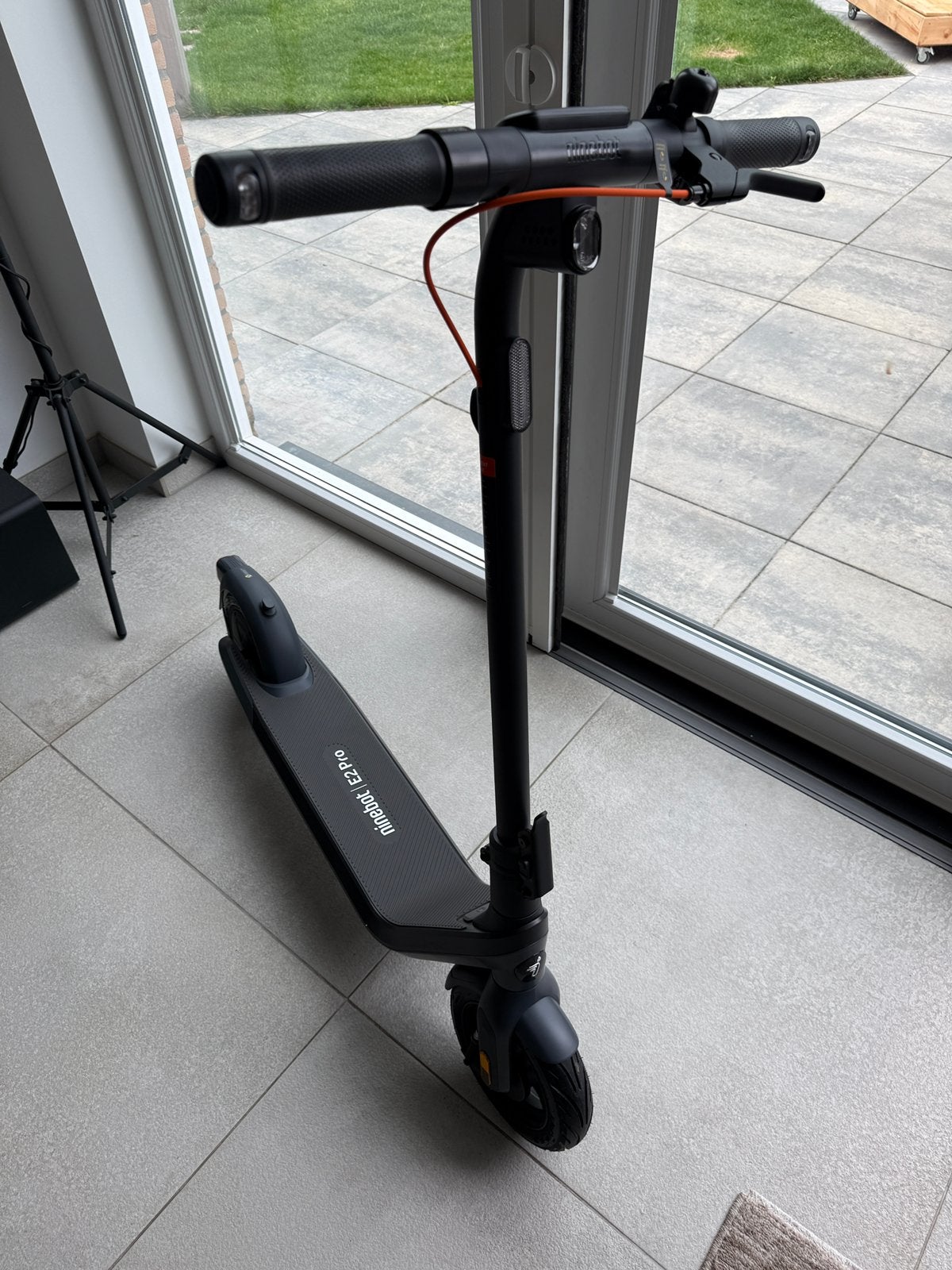 Segway Ninebot E2 Pro – Ongebruikt, 0 km, Ophalen, Nieuw, Elektrische step (E-scooter)