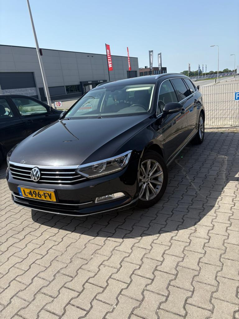 Volkswagen Passat 1.8 TSI 180pk BMT 7-DSG 2016 Zwart, Auto's, Volkswagen, Particulier, Passat, Benzine, B, Stationwagon, Automaat