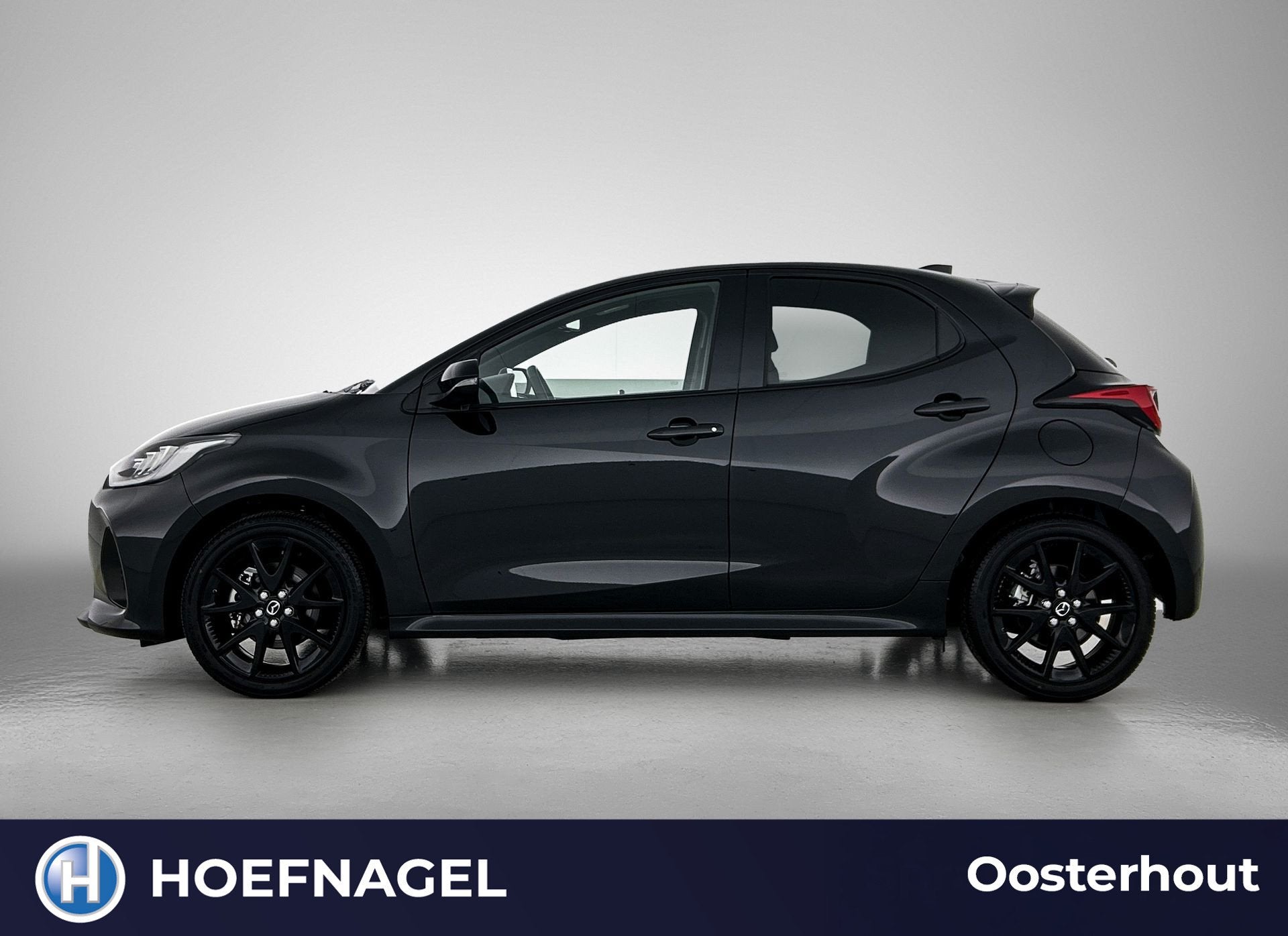 Mazda 2 Hybrid 1.5 Homura Automaat | Adaptive Cruise | Stoel, Auto's, 450 kg, Gebruikt, Zwart, 93 pk