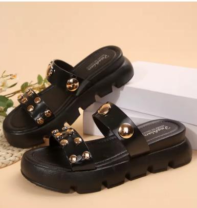 Zwarte sandalen met studs, Kleding | Dames, Schoenen, Nieuw, Sandalen of Muiltjes, Zwart, Ophalen of Verzenden