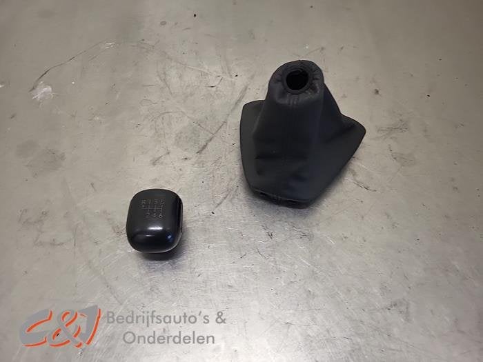Versnellingspookhoes van een Toyota Pro-Ace, Auto-onderdelen, Interieur en Bekleding, Gebruikt, -, -, Ophalen of Verzenden