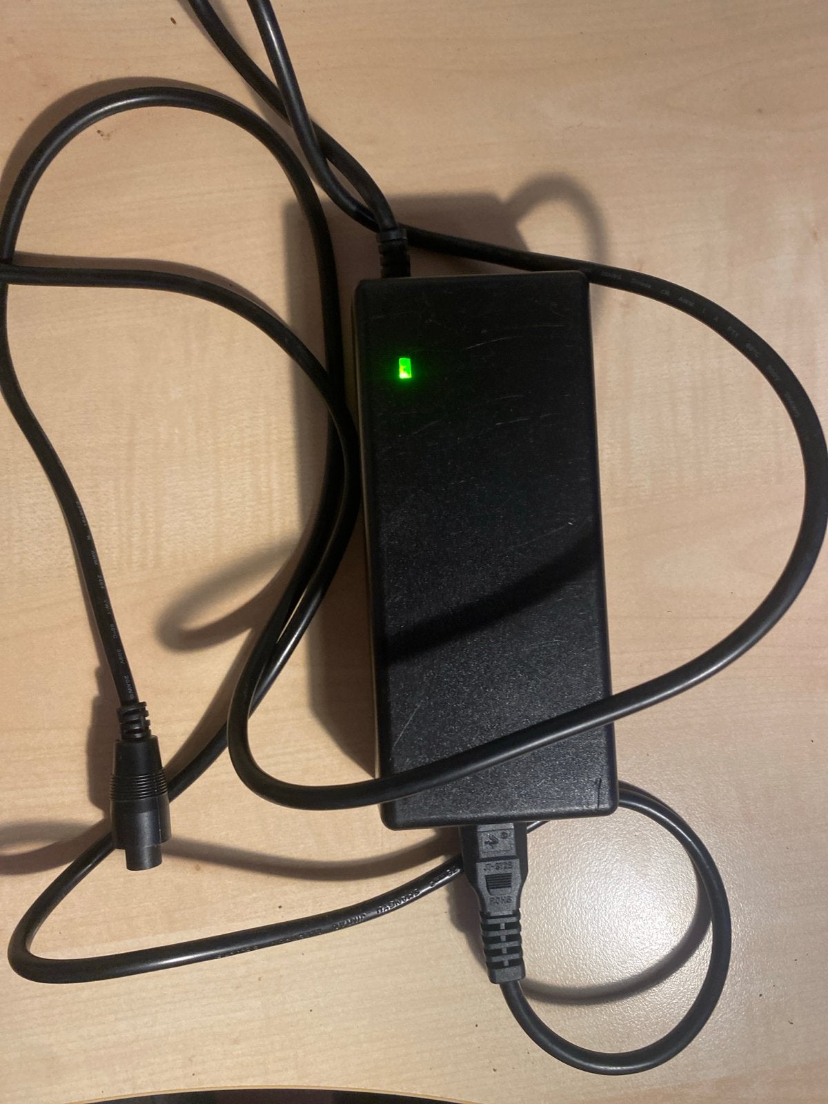 Sparta C3 E-Motion Accu Oplader - Goede Staat, Gebruikt