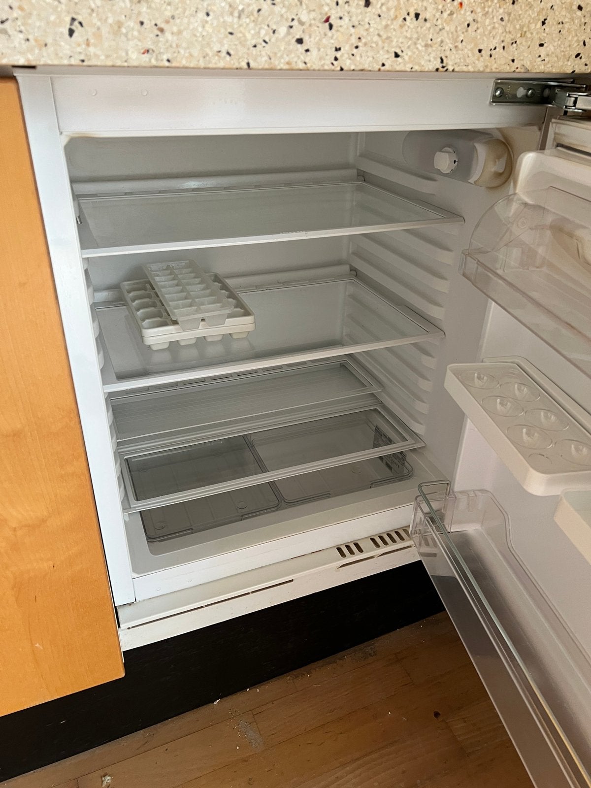 IKEA KALLNAT inbouw koelkast A++ 144L, Witgoed en Apparatuur, Ophalen, Zo goed als nieuw, Zonder vriesvak