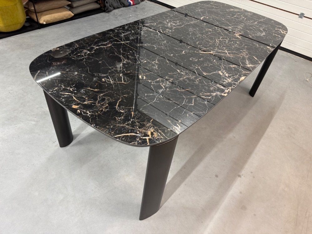 Nieuw Leolux Tico Eettafel Keramiek saint laurent tafel 220