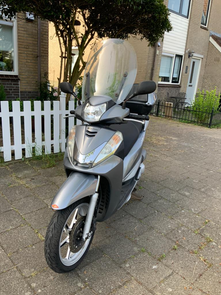Honda SH300i Scooter 2011 - Goed Onderhouden