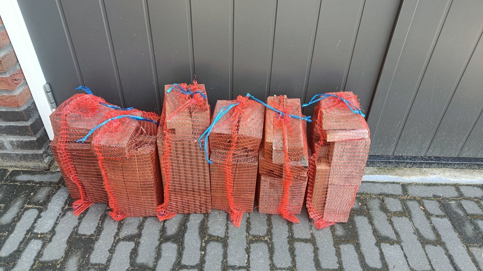 Tropisch Hardhout Brandhout - gesplitste blokken - 8kg p.z., Tuin en Terras, Haardhout, Minder dan 3 m³, Ophalen of Verzenden