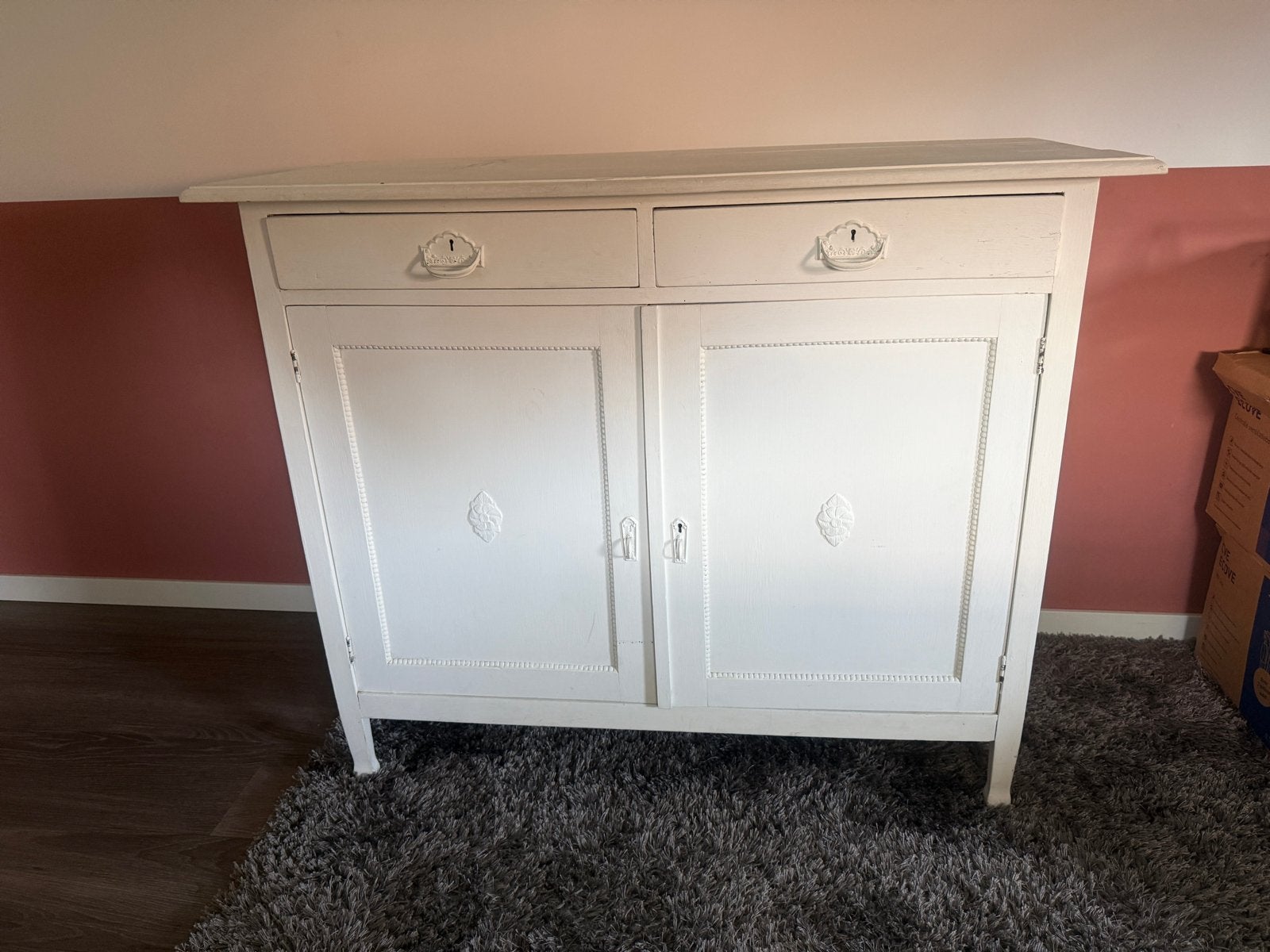 Wit houten dressoir met lades en deurtjes, Ophalen