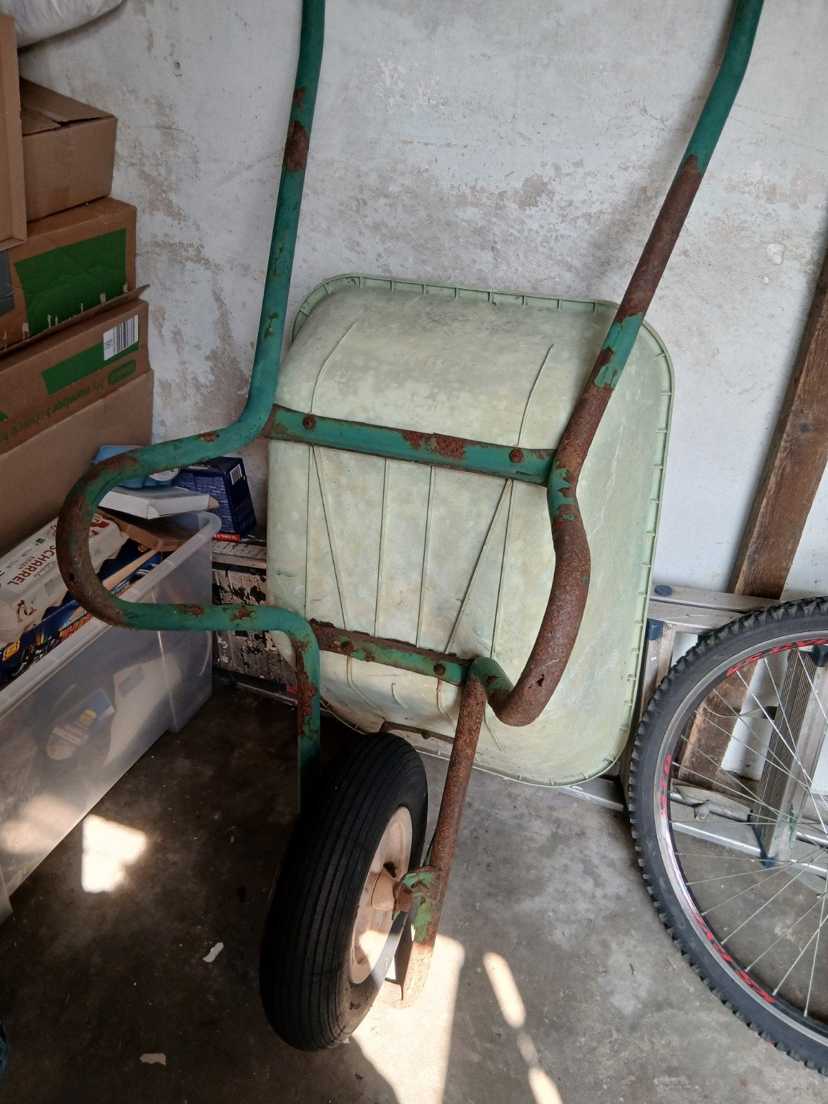 Gebruikte kruiwagen - Ideaal voor tuinwerk, Tuin en Terras, Kruiwagens, Ophalen, Gebruikt, Handmatig, Eenwielig