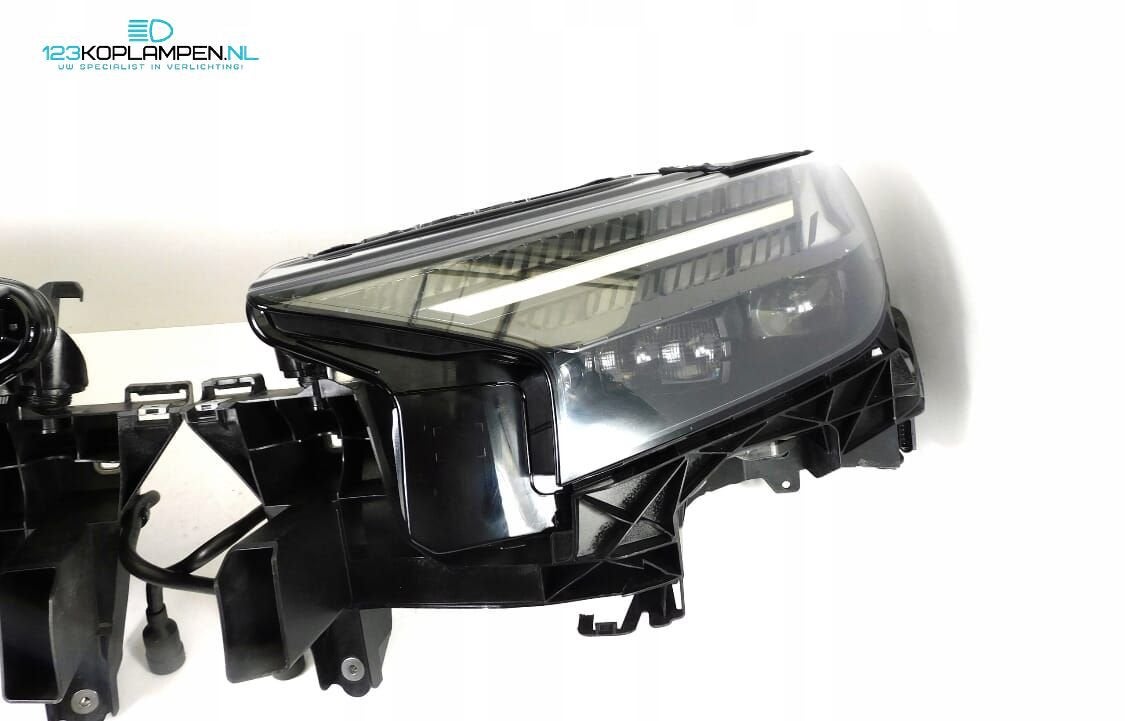 Audi Q4 E Tron Matrix Led koplamp links rechts, Gebruikt, -, -, -