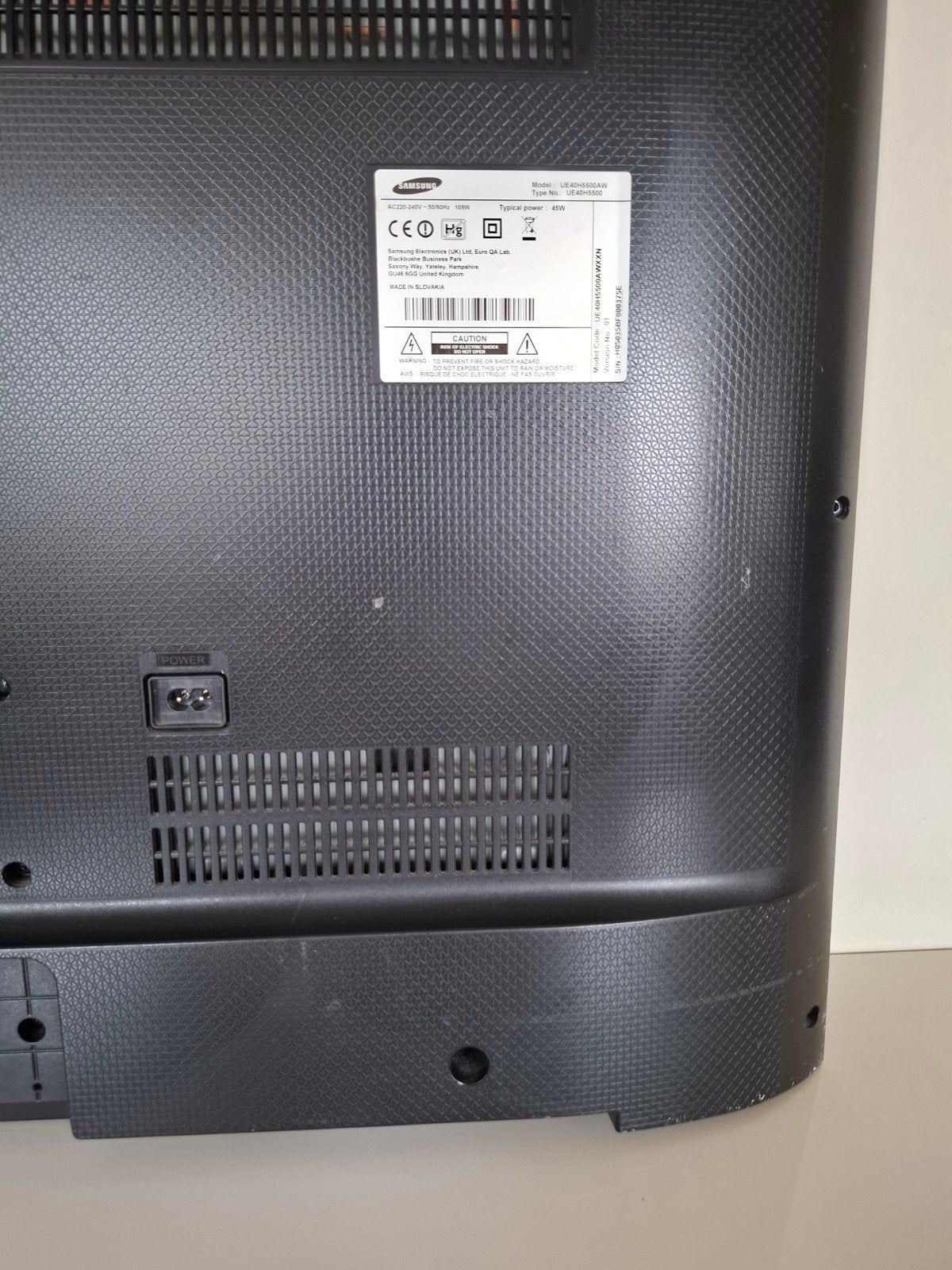 Kapot Smart TV voor onderdelen zonder kabels en afstandsbed, Ophalen, 50 Hz, Samsung, 100 cm of meer