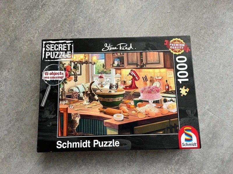 Schmidt - Secret puzzel - Aan de keukentafel - 1000 stukjes, Ophalen of Verzenden, 500 t/m 1500 stukjes, Zo goed als nieuw, Legpuzzel