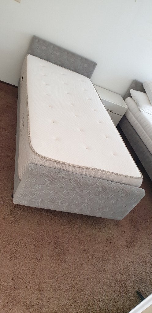 Gratis Norma boxspringbed, Ophalen, Gebruikt, 90 cm, Eenpersoons