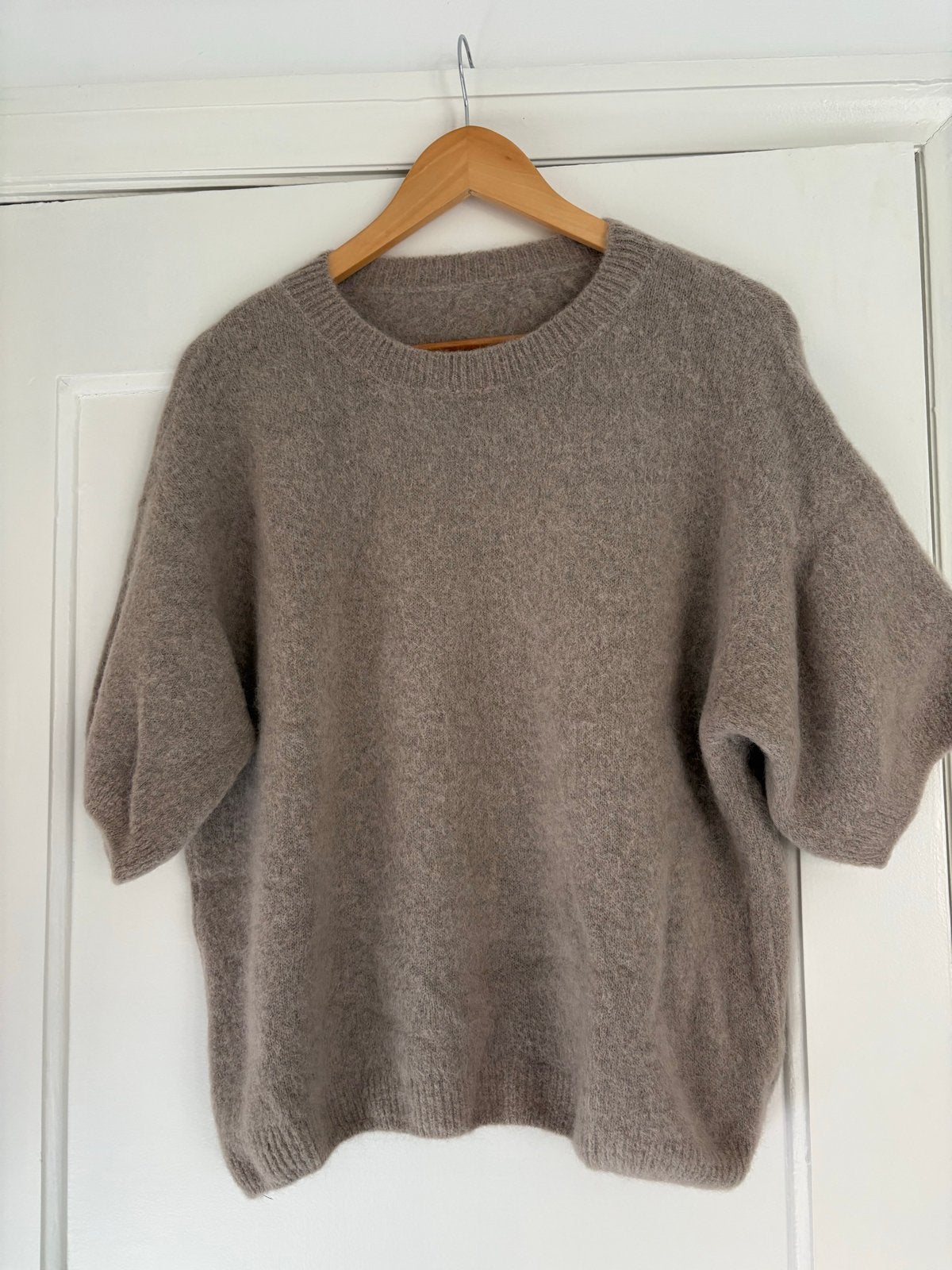 Prachtig zacht truitje alpaca wol mt M/L, Kleding | Dames, Ophalen of Verzenden, Zo goed als nieuw, Maat 38/40 (M), Bruin