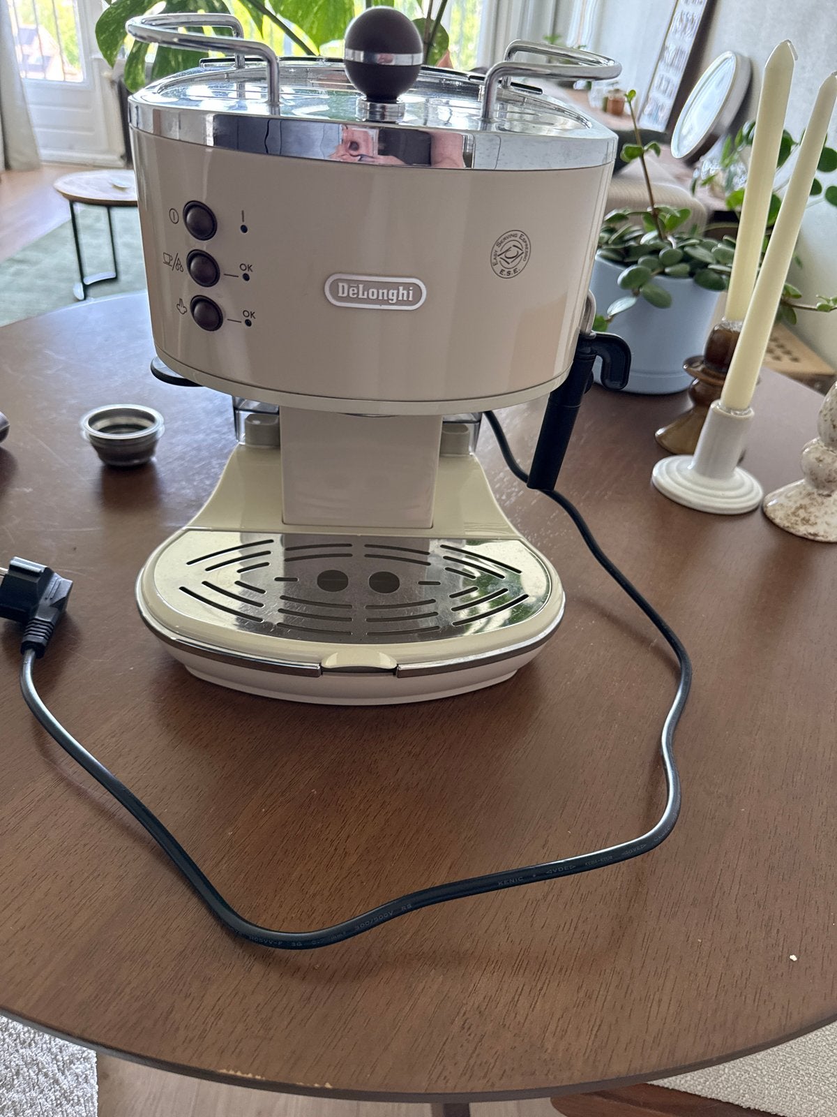 DeLonghi halfautomaat espressomachine, Ophalen, Gebruikt, Espresso apparaat, Gemalen koffie