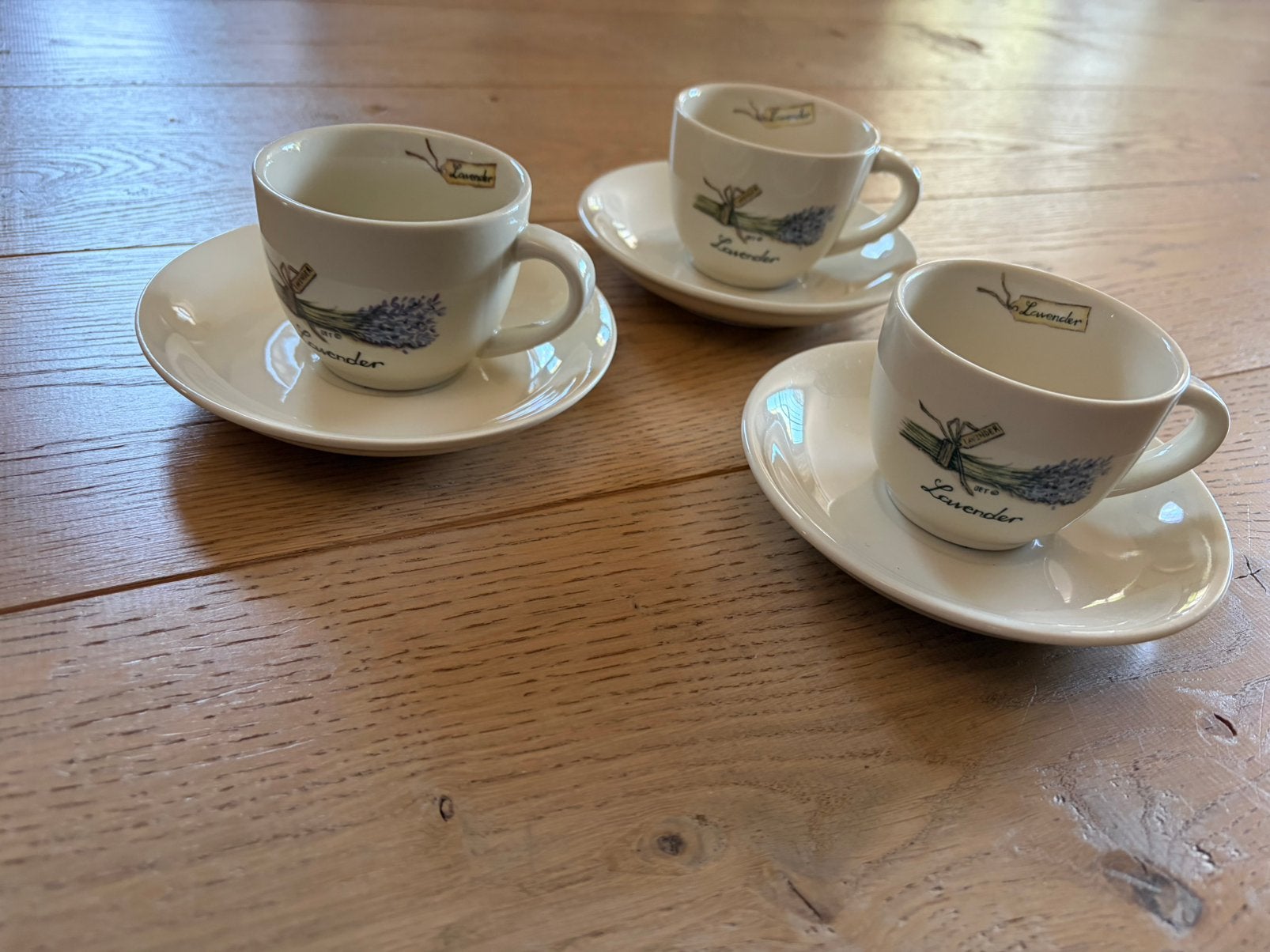 3 kop en schotels lavender van Jet by ter Steege, Huis en Inrichting, Keuken | Servies, Ophalen of Verzenden, Zo goed als nieuw