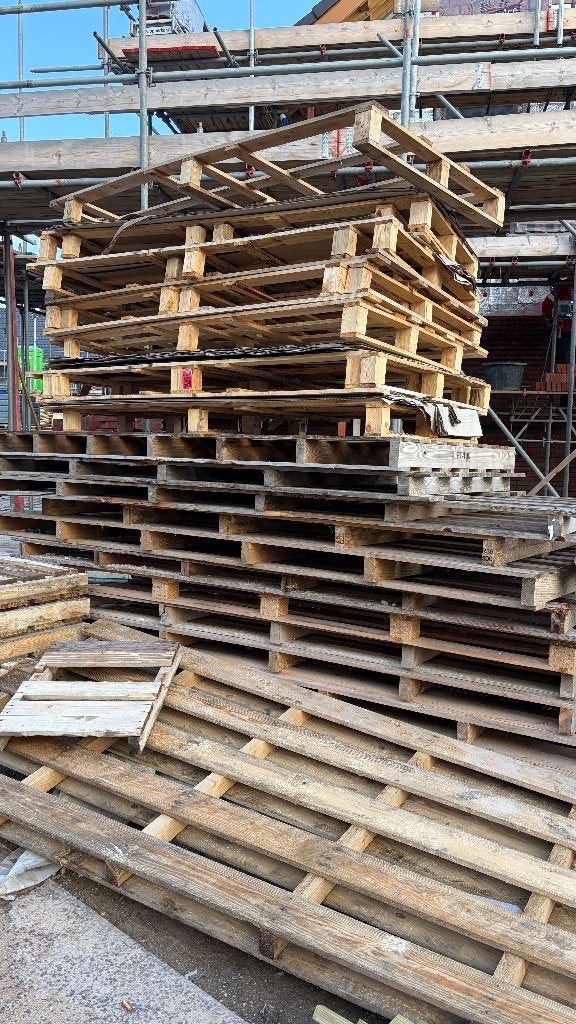 Houten pallets in verschillende maten, Doe-het-zelf en Verbouw, Ophalen, Gebruikt, 50 mm of meer, Minder dan 200 cm