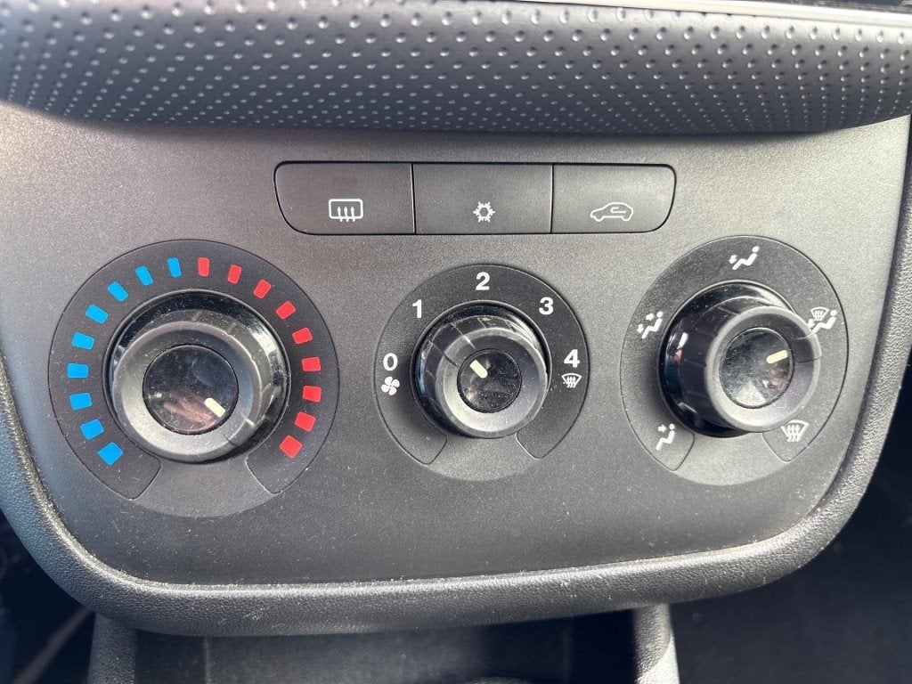 Fiat PUNTO 1.3 M-JET DYNAMIC / EXPORT / TURBO STUK / AIRCO /, Auto's, Fiat, Voorwielaandrijving, Euro 5, Gebruikt, 4 cilinders