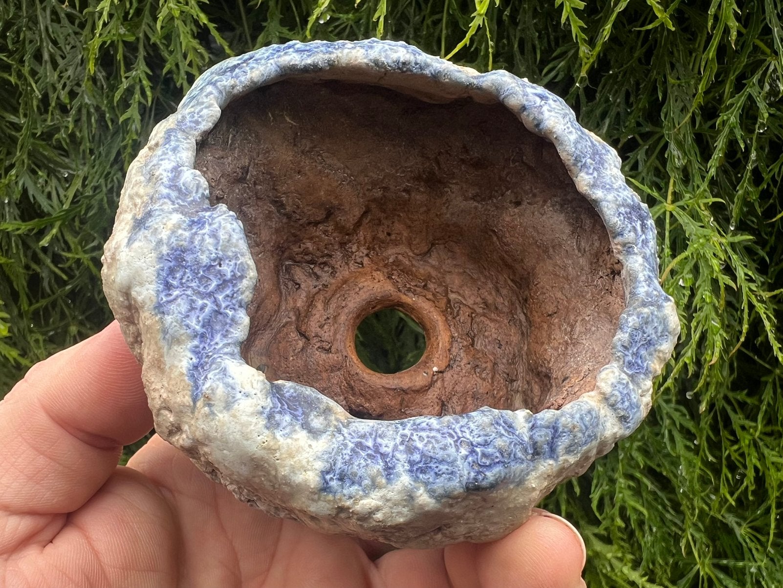 Bonsai pot handgemaakt blauw-creme geglazuurd 10,2x10x5,4, Tuin en Terras, Bloempotten, Rond, Ophalen of Verzenden, Zo goed als nieuw