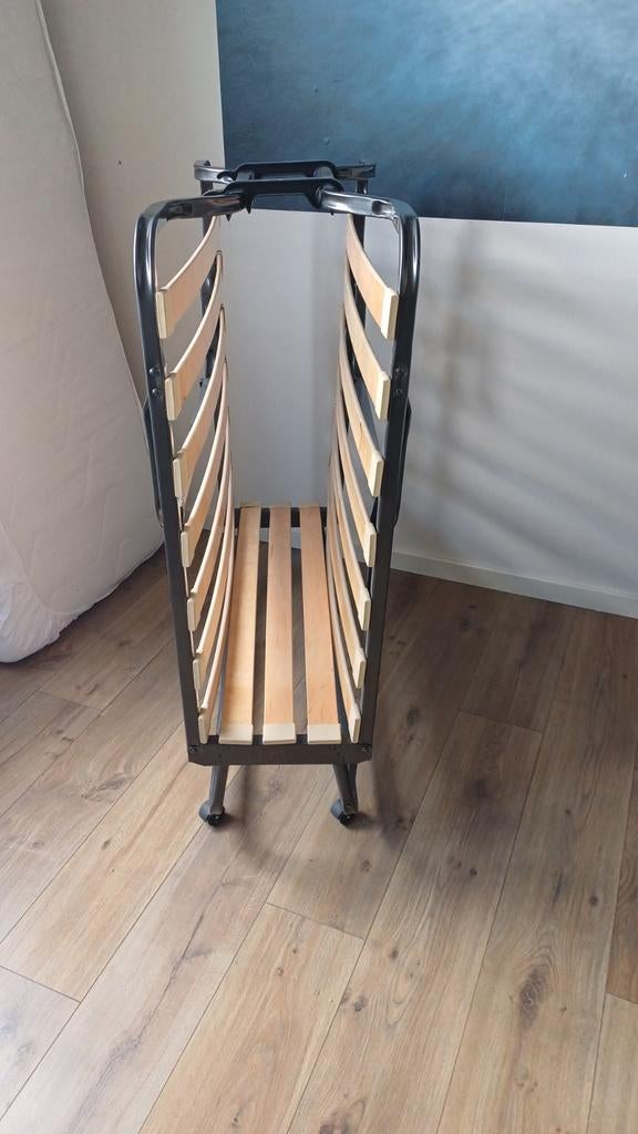 Handig klapbed zonder matras, als nieuw!, Huis en Inrichting, Ophalen of Verzenden, Zo goed als nieuw, Eenpersoons, 90 cm