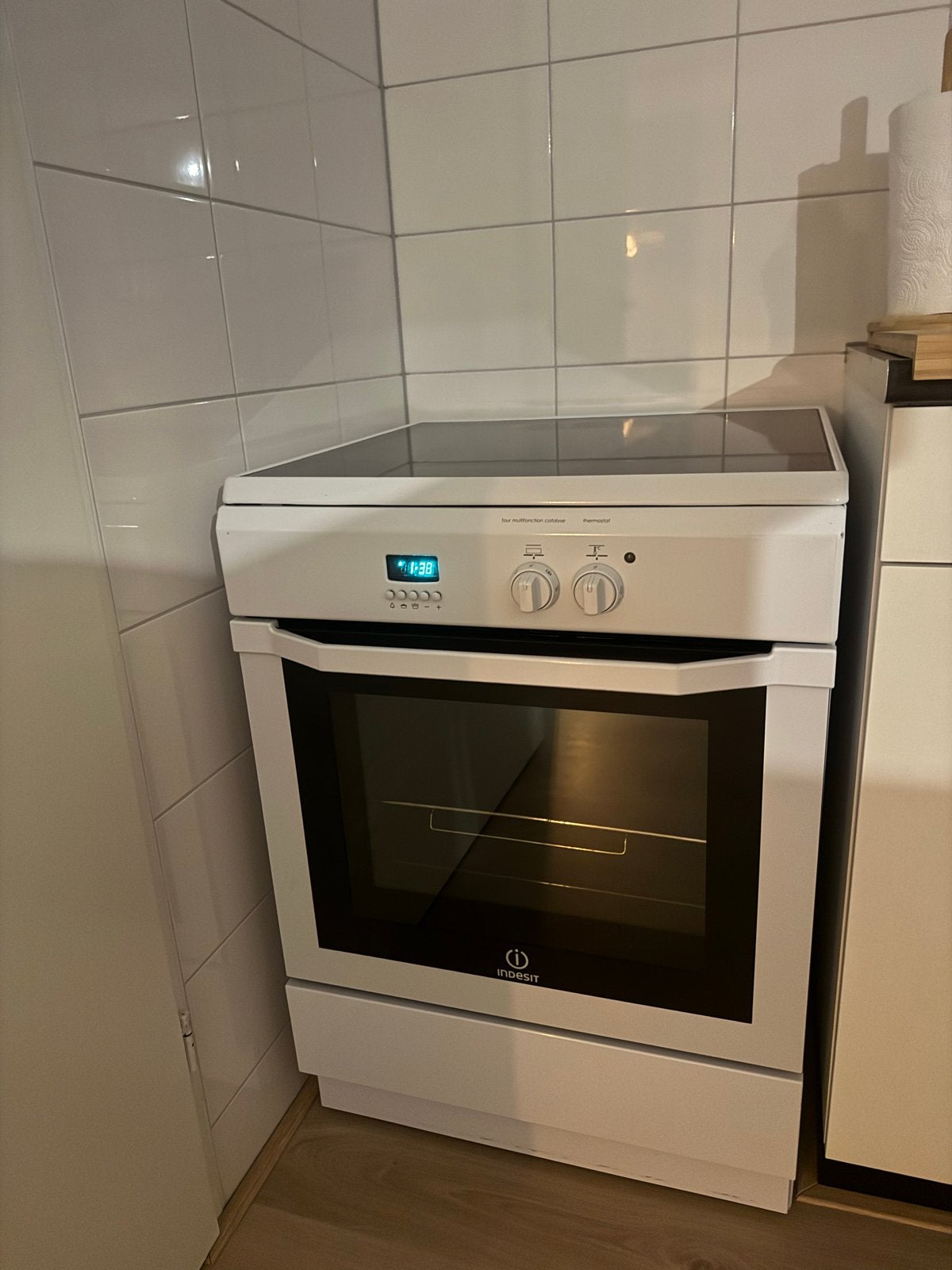 Goed werkend fornuis, Witgoed en Apparatuur, Fornuizen, Ophalen, Gebruikt, 60 cm of meer, Keramisch