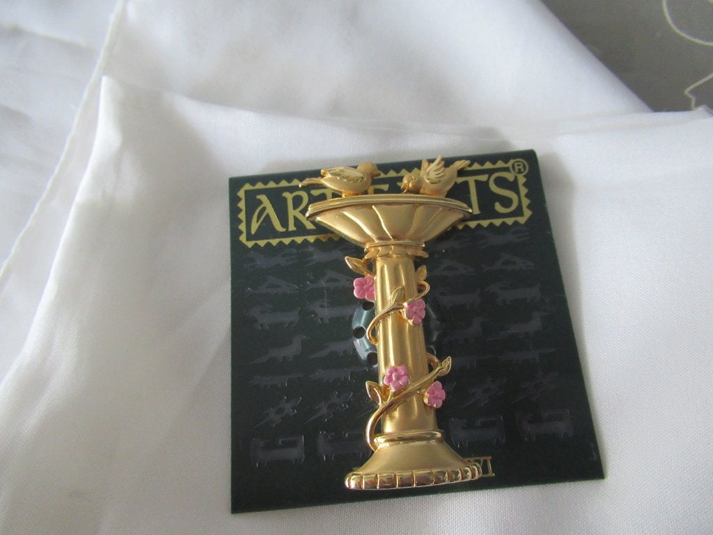 Broche/ vogel badje waterbadje met vogel stelletje/ JJ, Ophalen of Verzenden, Zo goed als nieuw, Overige kleuren, Overige materialen