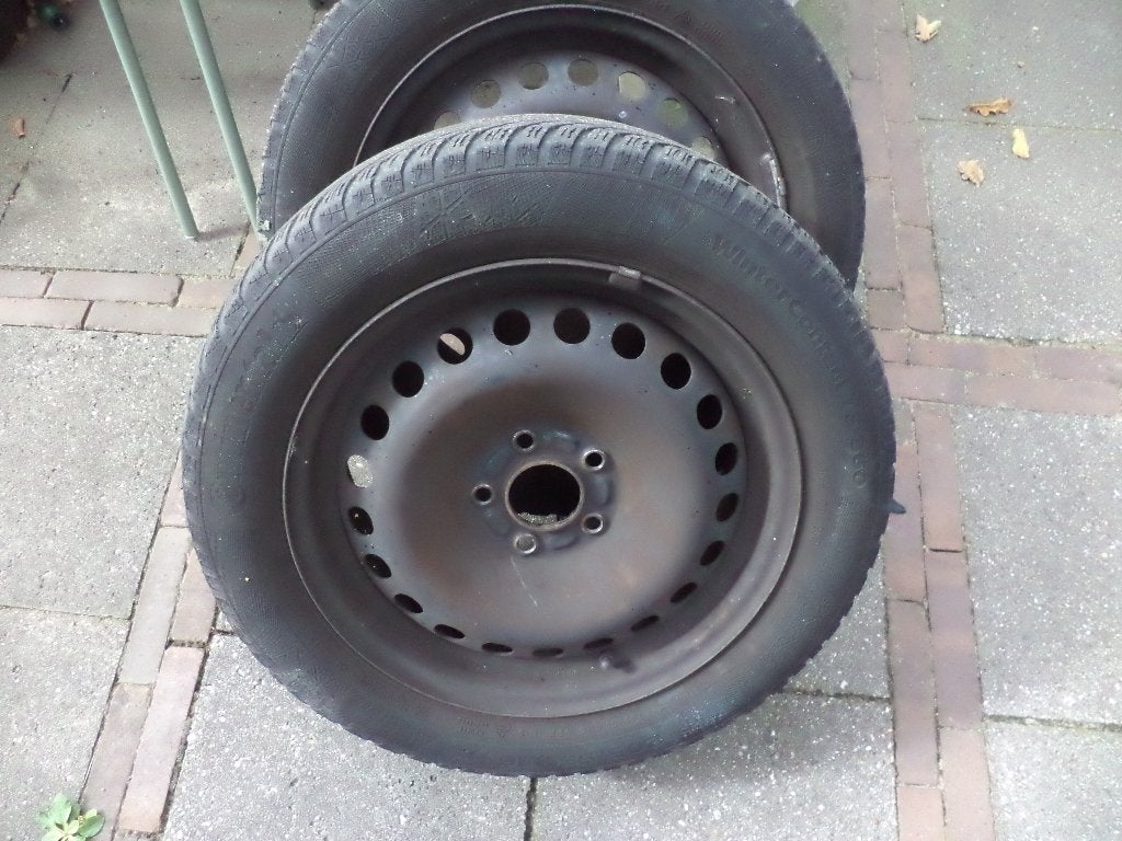 2 winterbanden op stalen velg 205 55 R16 5x108, Ophalen, Gebruikt, Continent@band.nl, 16 inch