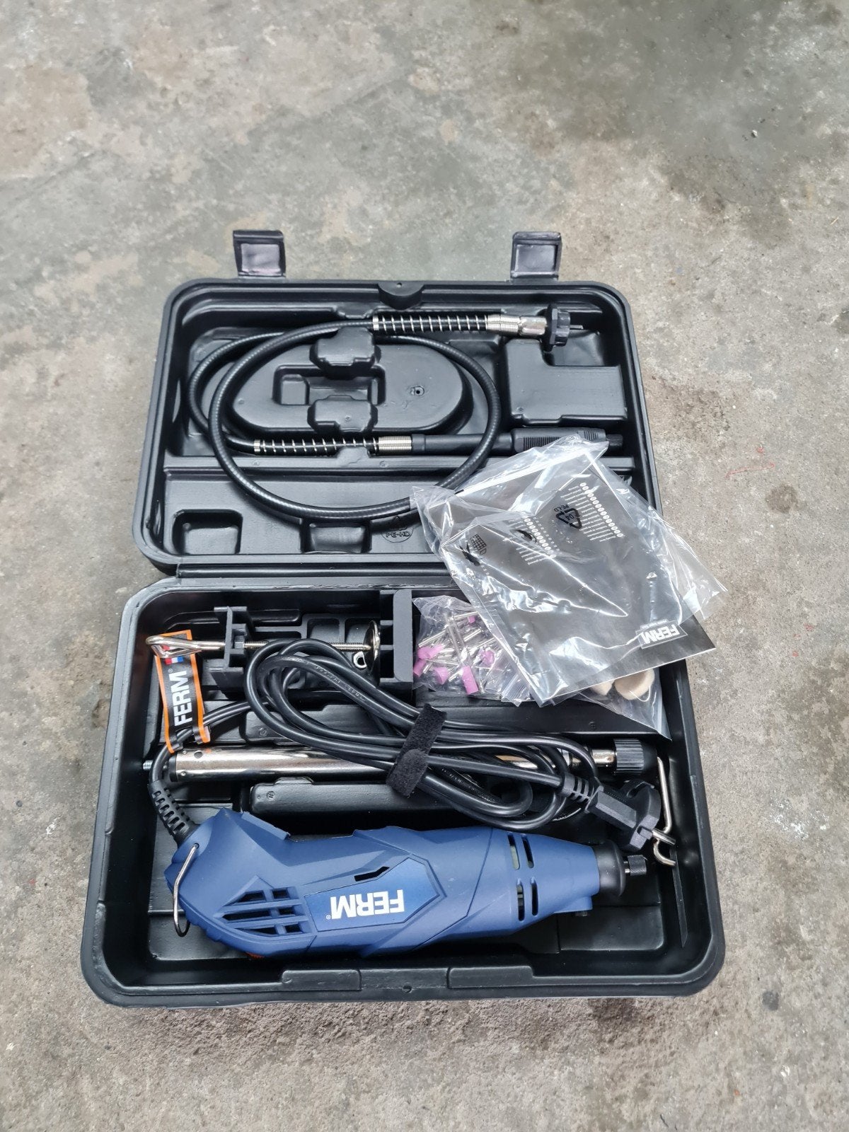 Ferm Rotatiegereedschap Set met Accessoires, Doe-het-zelf en Verbouw, Ophalen, Gebruikt