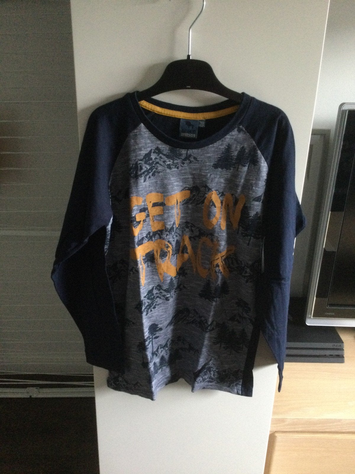 Longsleeve van Øiboi maat 146-152, Ophalen of Verzenden, Zo goed als nieuw, Jongen, Shirt of Longsleeve