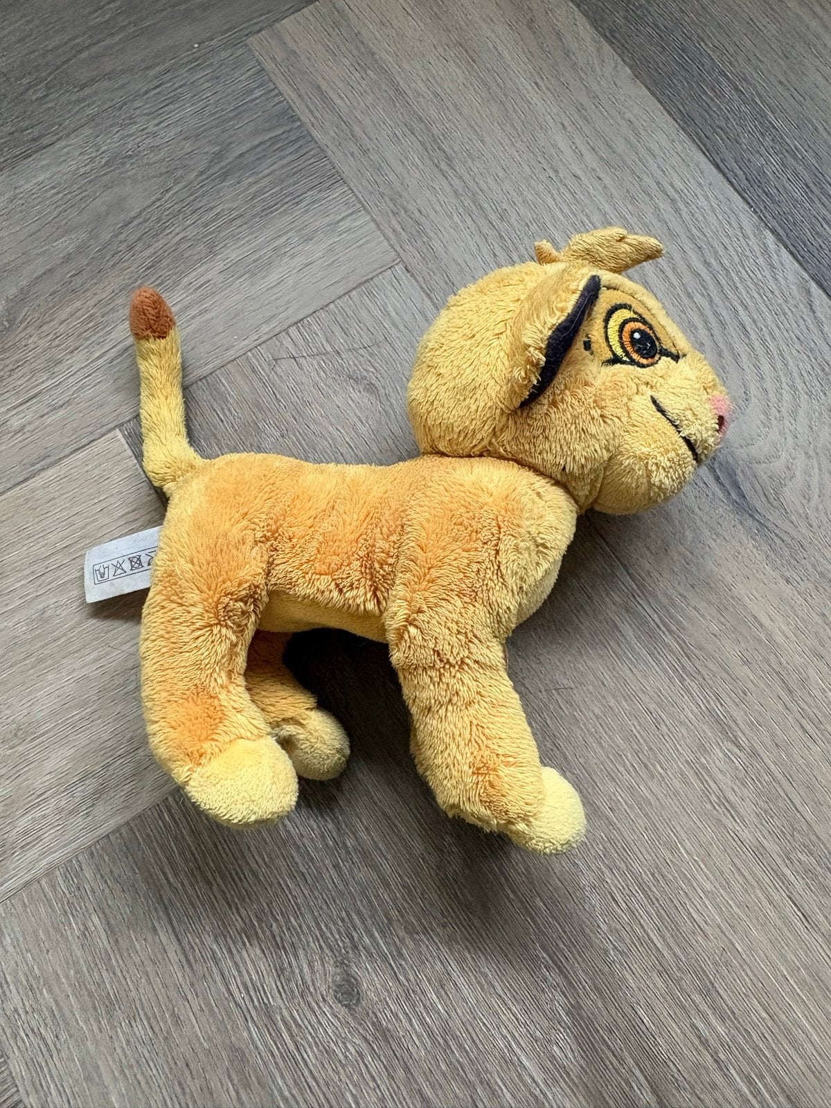 Gratis Disney Lion King knuffel - Rookvrij huis, Kinderen en Baby's, Speelgoed | Knuffels en Pluche, Ophalen, Disney, Geel, Middelgroot (20 tot 80 cm)