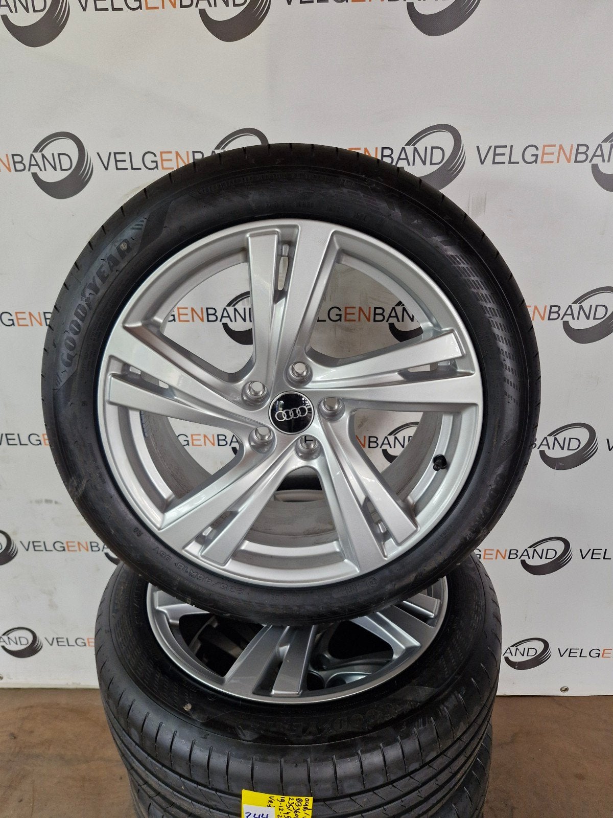 Zomerset Audi A5 8B Nieuw 235 45 18 5x112 66.5 2025 ET40, Gebruikt, ., Banden en Velgen, Ophalen of Verzenden