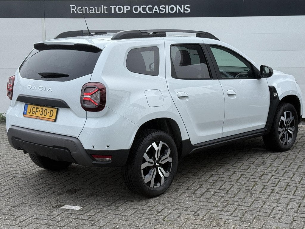 Dacia Duster TCe 150 Journey (Hoge instap) Automaat | 360" C, Stof, Gebruikt, 4 cilinders, Wit