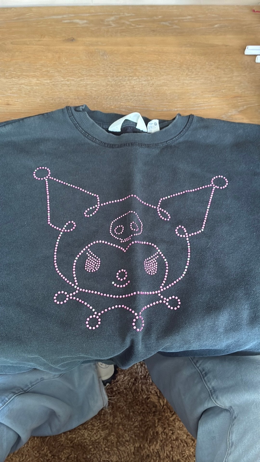 H&M Zwarte trui met roze varkentje (paar missende steentjes), Ophalen, Gebruikt, Jongen of Meisje, Trui of Vest