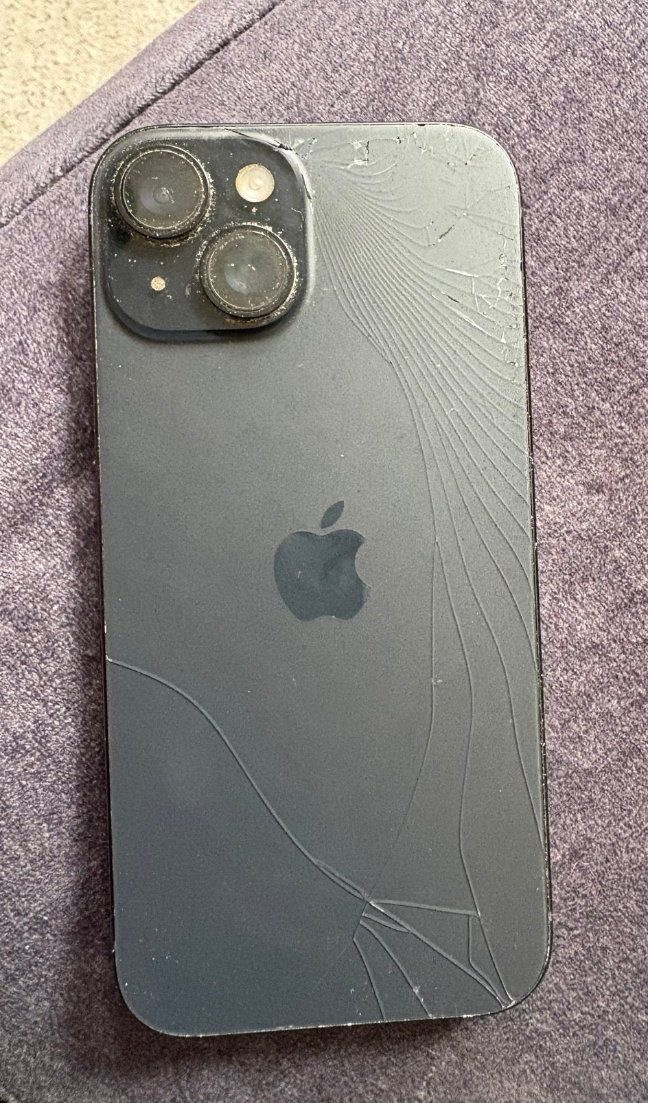 Foto 2 van Iphone 15 128 gb