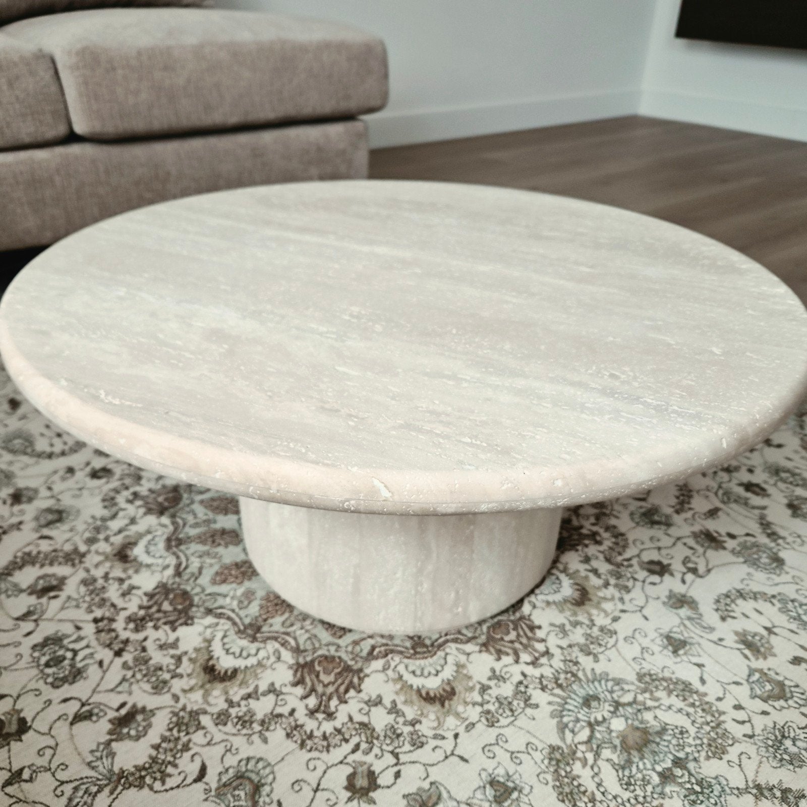 Salontafel Travertine (zgan), Ophalen, 50 tot 100 cm, Rond, 50 tot 100 cm
