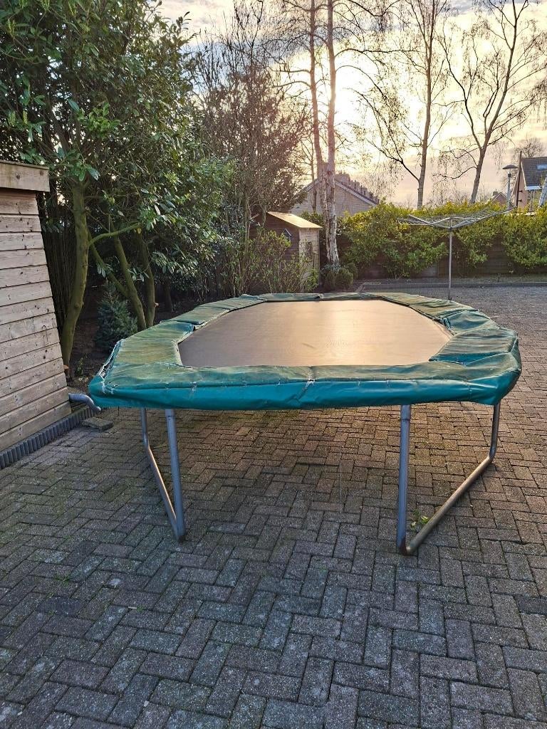 Grote Trampoline voor buiten 4,00 m x 2,60 m, Ophalen, Gebruikt