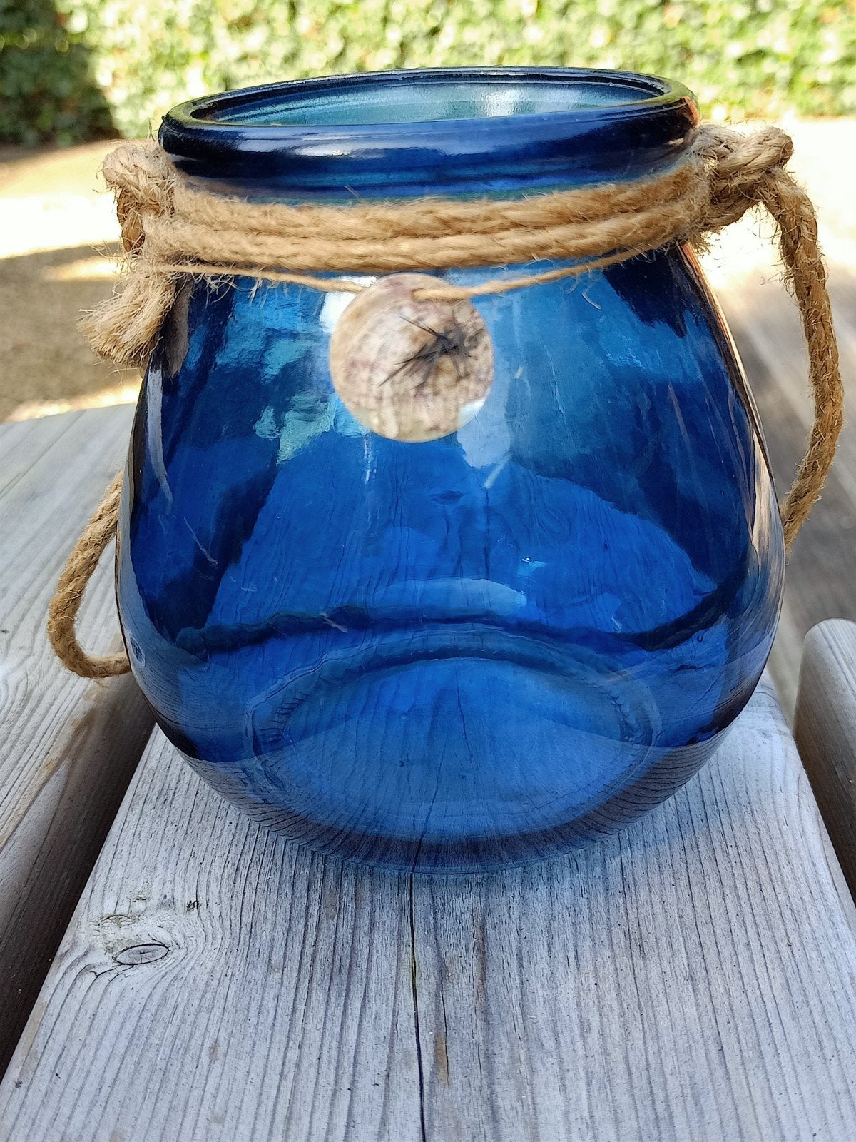 Blauwe glazen kaarshouder met touwdecoratie, Ophalen of Verzenden, Zo goed als nieuw, Blauw, Glas