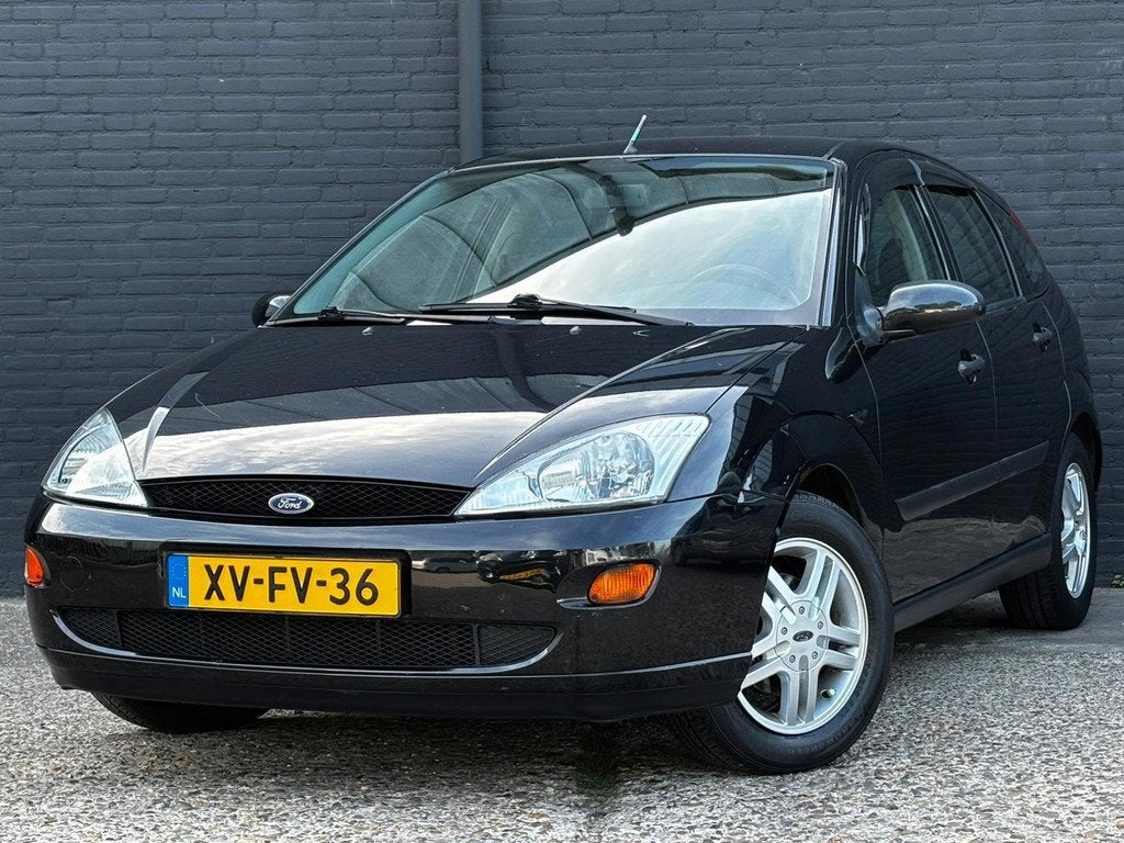 Ford Focus 1.6-16V Ghia ELEK RAMEN | AIRCO| NWE APK, Auto's, Ford, Bedrijf, Te koop, Focus, ABS, Airbags, Centrale vergrendeling