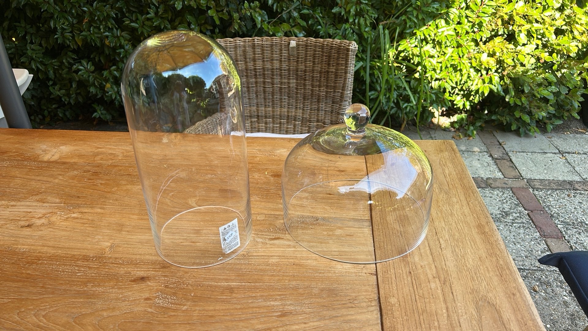 2 nieuwe glazen stolpen.mooi glas geslepen, Glas, Ophalen, Nieuw, Geslepen