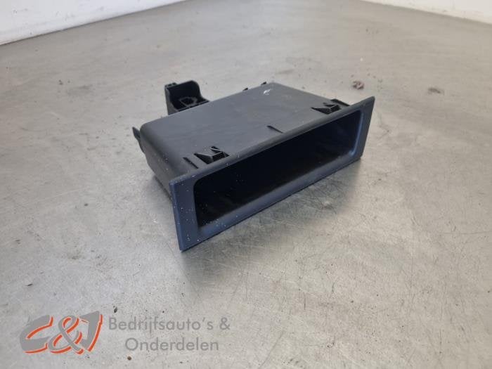 Opbergvak van een Renault Trafic, Gebruikt, -, Renault, -