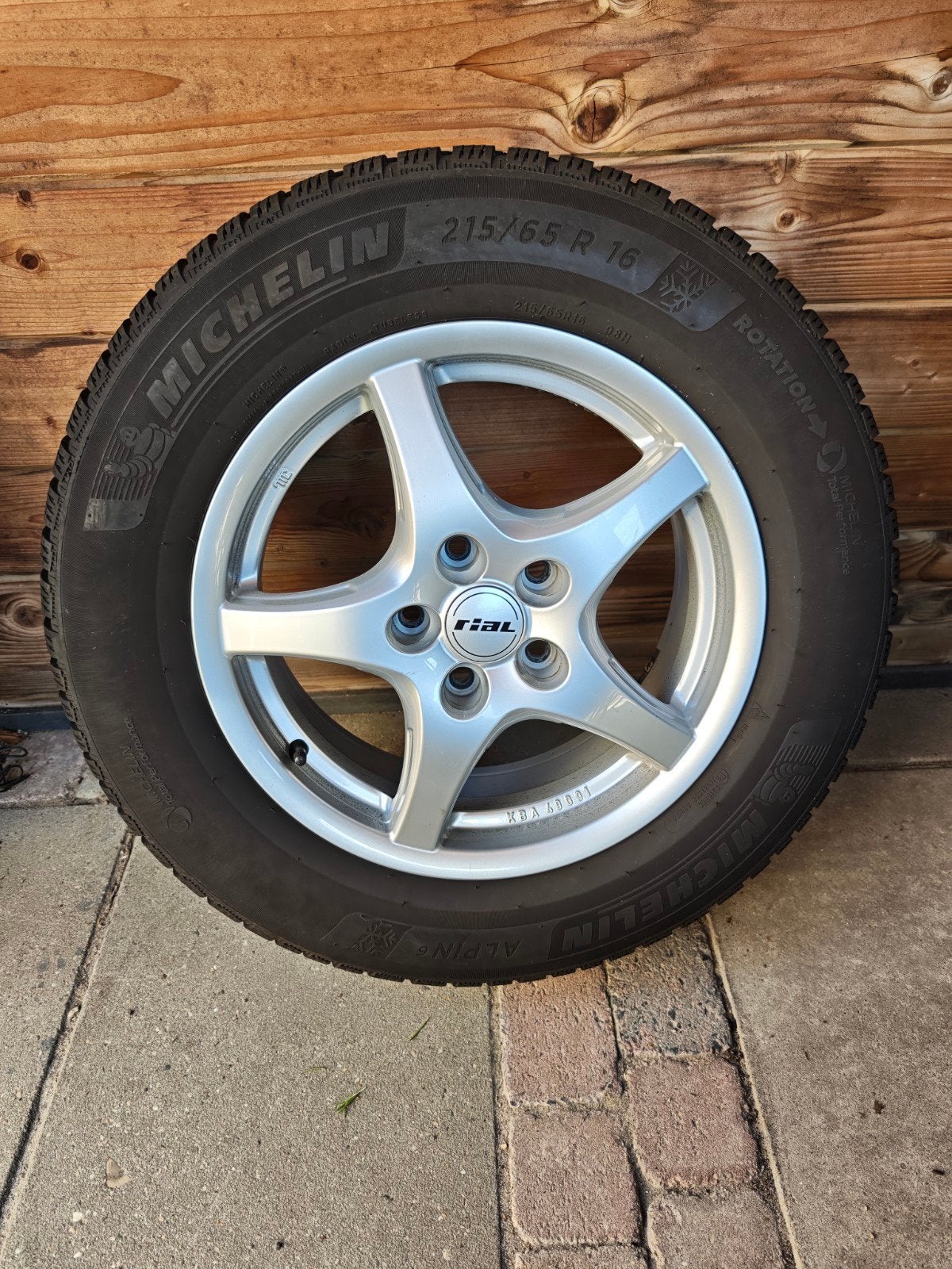 Rial velgen met Michelin winterbanden (Mazda), Auto-onderdelen, Ophalen, 16 inch, Banden en Velgen, Winterbanden