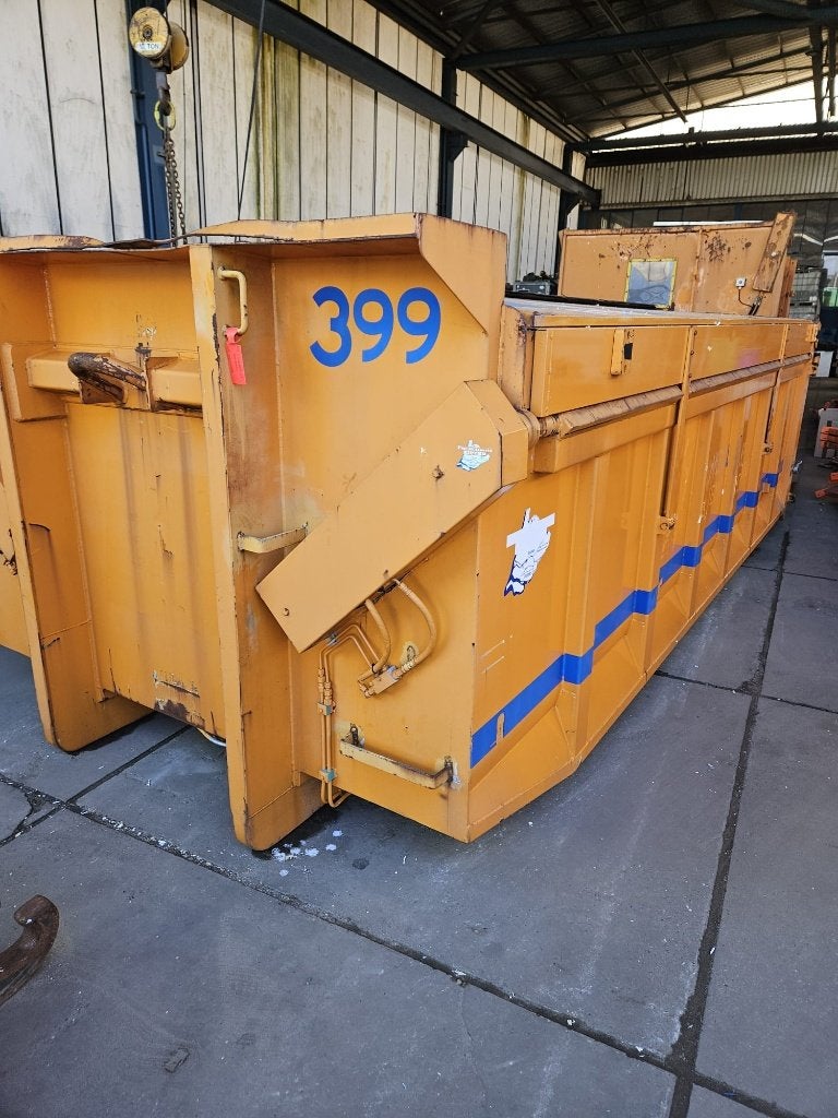 Haakarm container, Ophalen