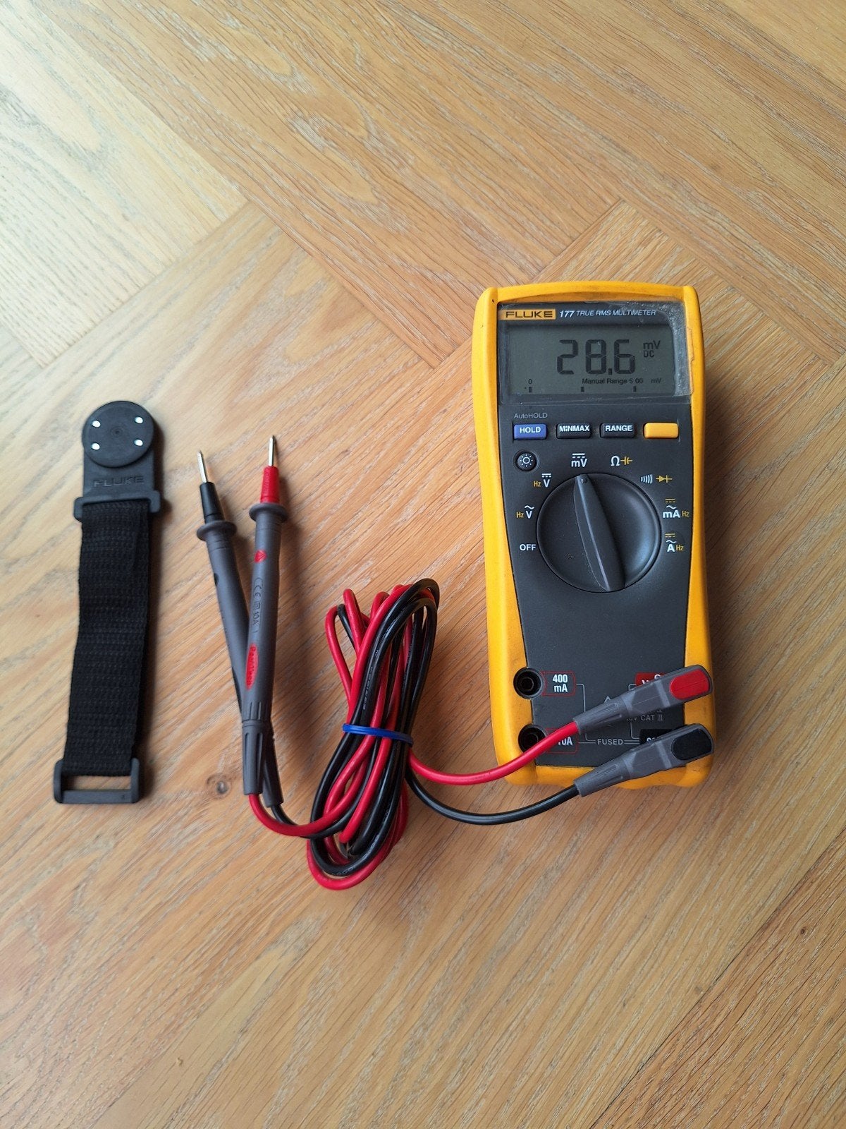 Fluke 177 True RMS Multimeter - Gebruikt, incl. broekgesp, Ophalen of Verzenden, Gebruikt, Elektriciteit