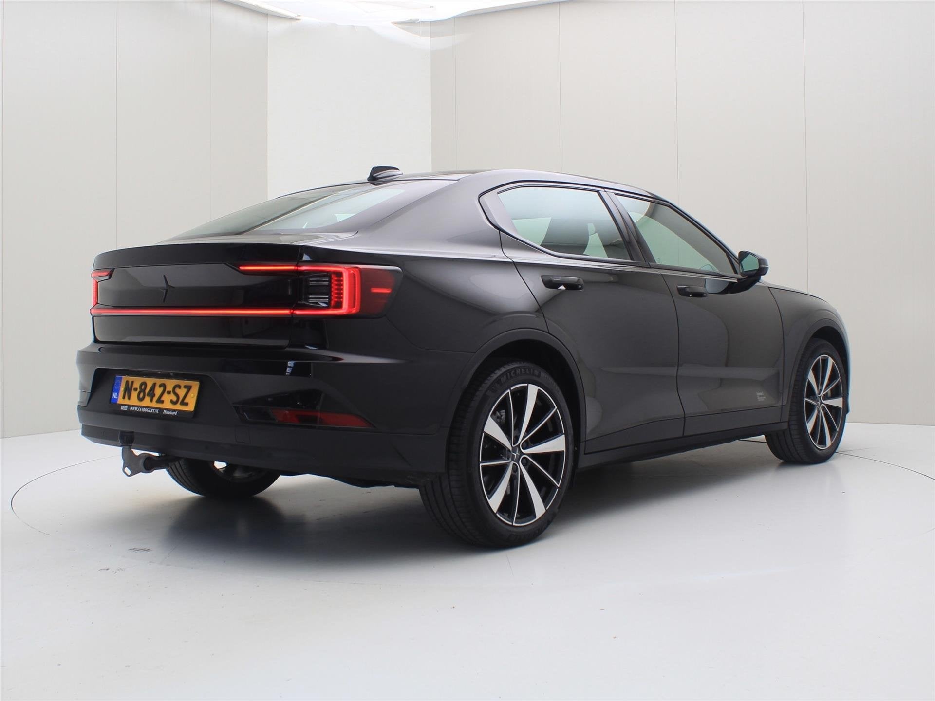 Polestar 2 165kW 64 kWh Standard Range Single Motor 95,47% S, Auto's, Stof, Gebruikt, Zwart, 405 min