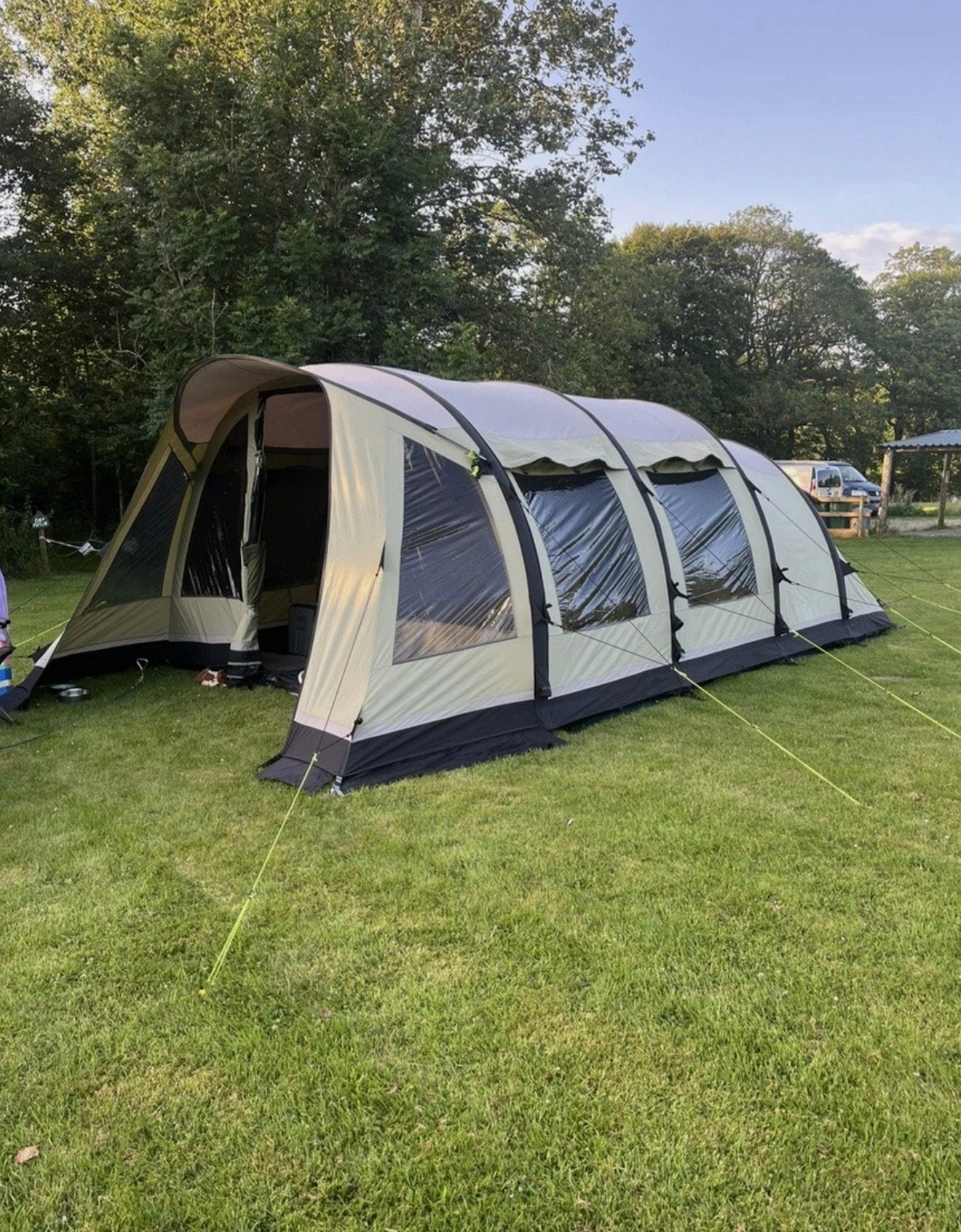 Outwell harrier L 5 pers (opblaasbare familietent), Ophalen